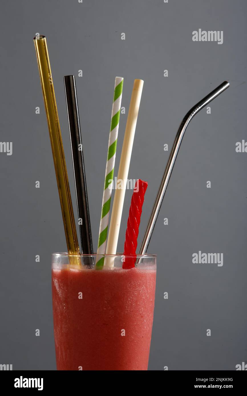 https://c8.alamy.com/comp/2NJKK9G/a-glass-l-to-r-stainless-steel-paper-hay-red-vine-and-stainless-steel-bent-straw-are-arranged-in-a-glass-on-wednesday-august-7-2019-in-san-francisco-calif-lea-suzukisan-francisco-chronicle-via-ap-2NJKK9G.jpg