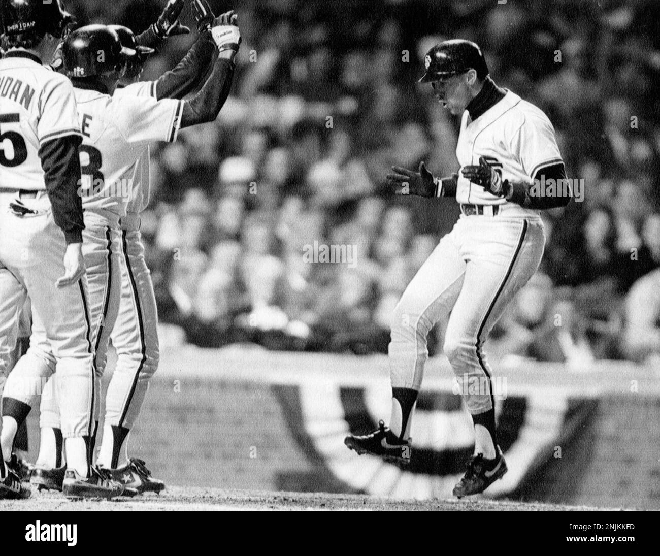 Will Clark hits a grand slam in NLCS playoff game against the Chicago Cubs  in Chicago, October 4, 1989 (Brant Ward/San Francisco Chronicle via AP  Stock Photo - Alamy