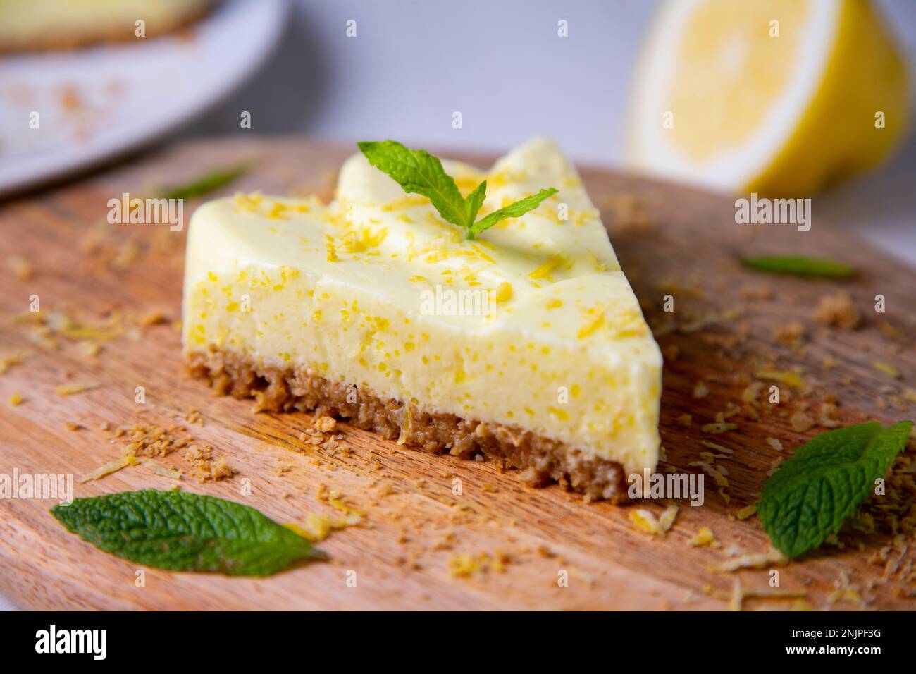 Lemon Base Lemon Tart With Biscuit Base : Lemon ginger crunch tart recipe – DGDE