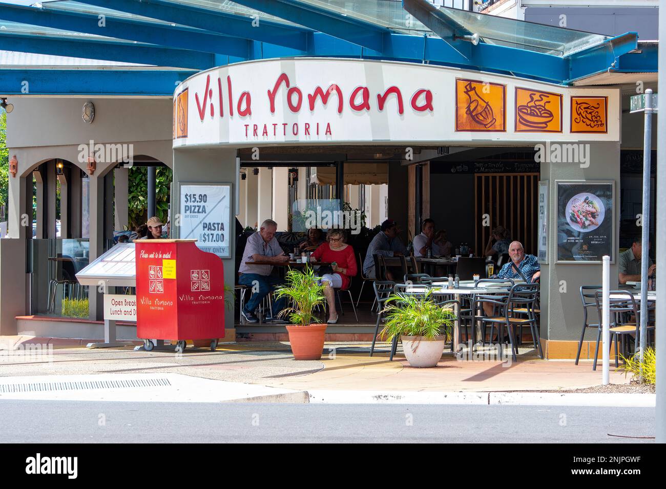 Exterior of the Italian restaurant Villa Romana, Cairns Esplanade, Far North Queensland, FNQ, QLD, Australia Stock Photo
