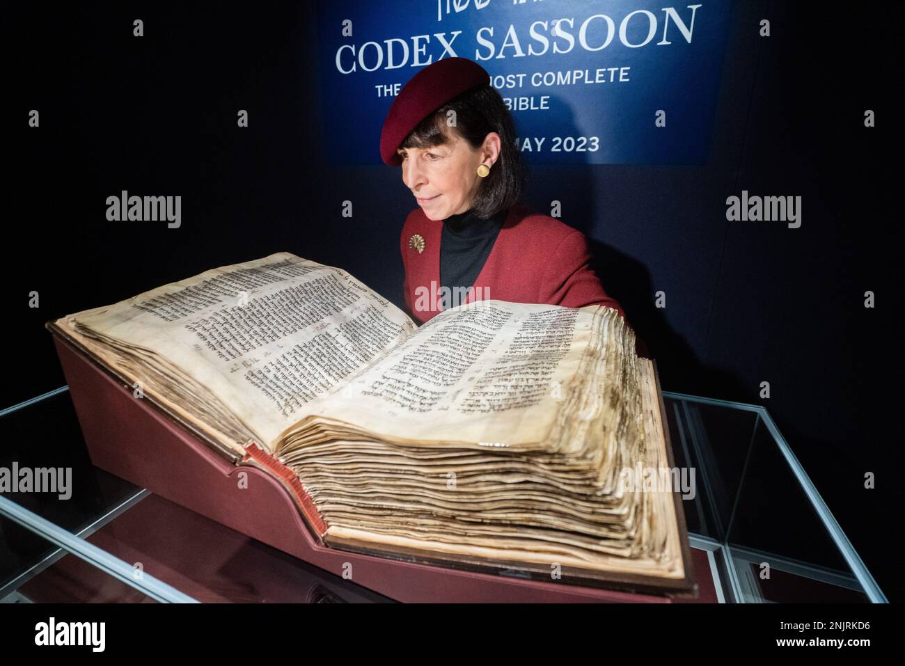 Damascus Pentateuch, Codex Sassoon Hebrew Bible Stock Photo Alamy