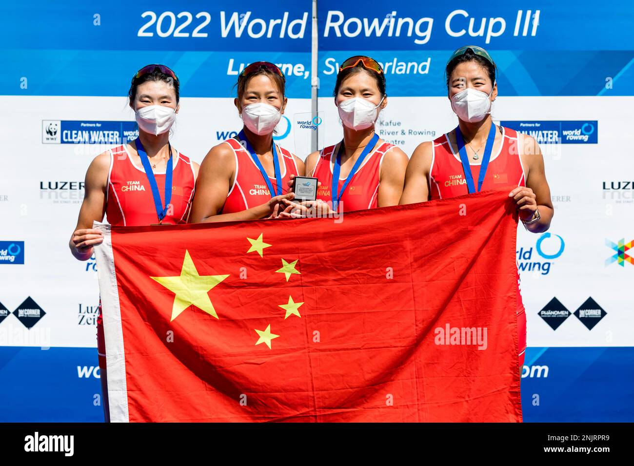 From left, Gold medalists Yunxia Chen, Shiyu Lu, Yang Lyu and Xiaotong ...