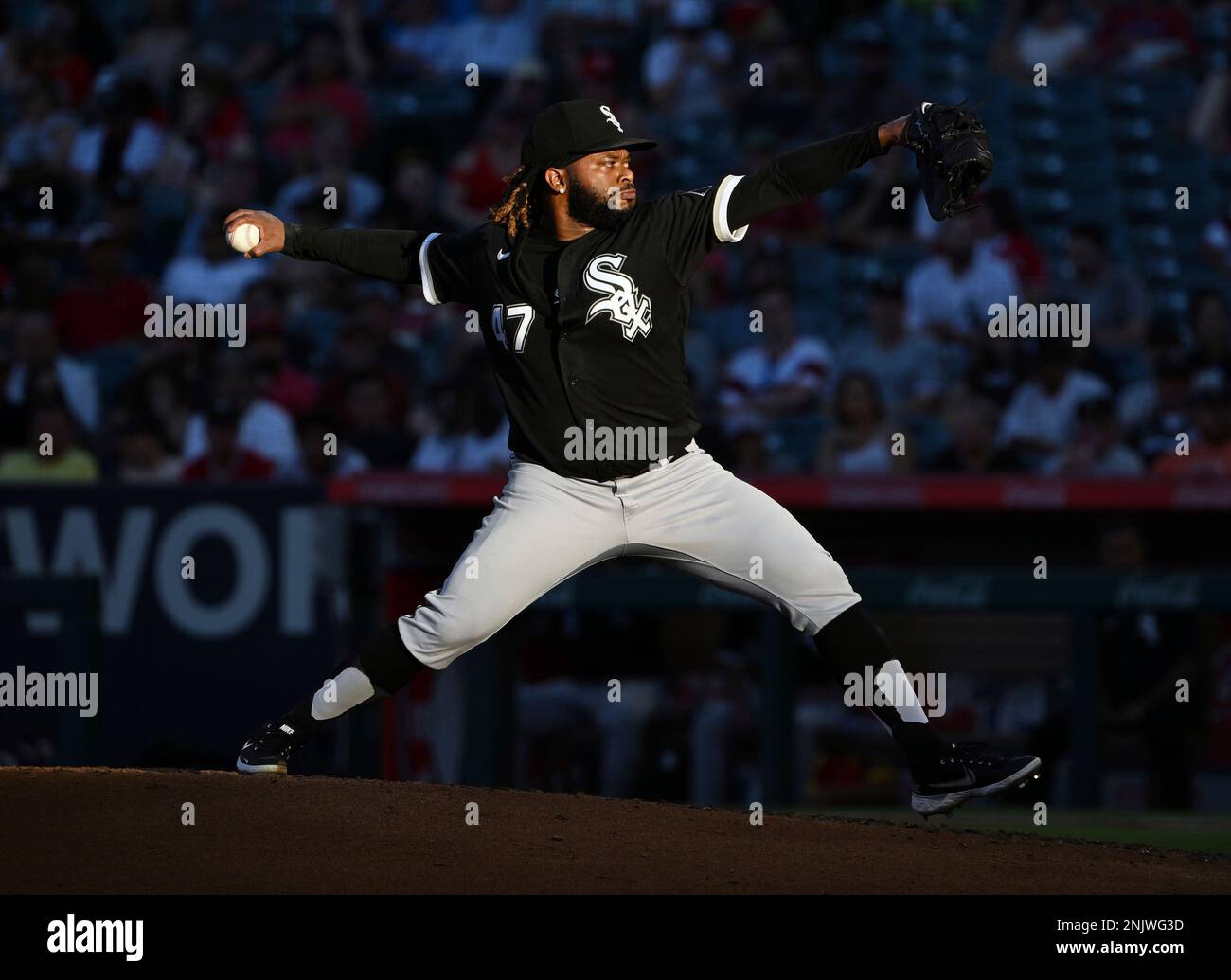 ANAHEIM, CA - JUNE 28: Chicago White Sox pitcher Johnny Cueto (47) pitching  in the second inning of an MLB baseball game against the Los Angeles Angels  played on June 28, 2022