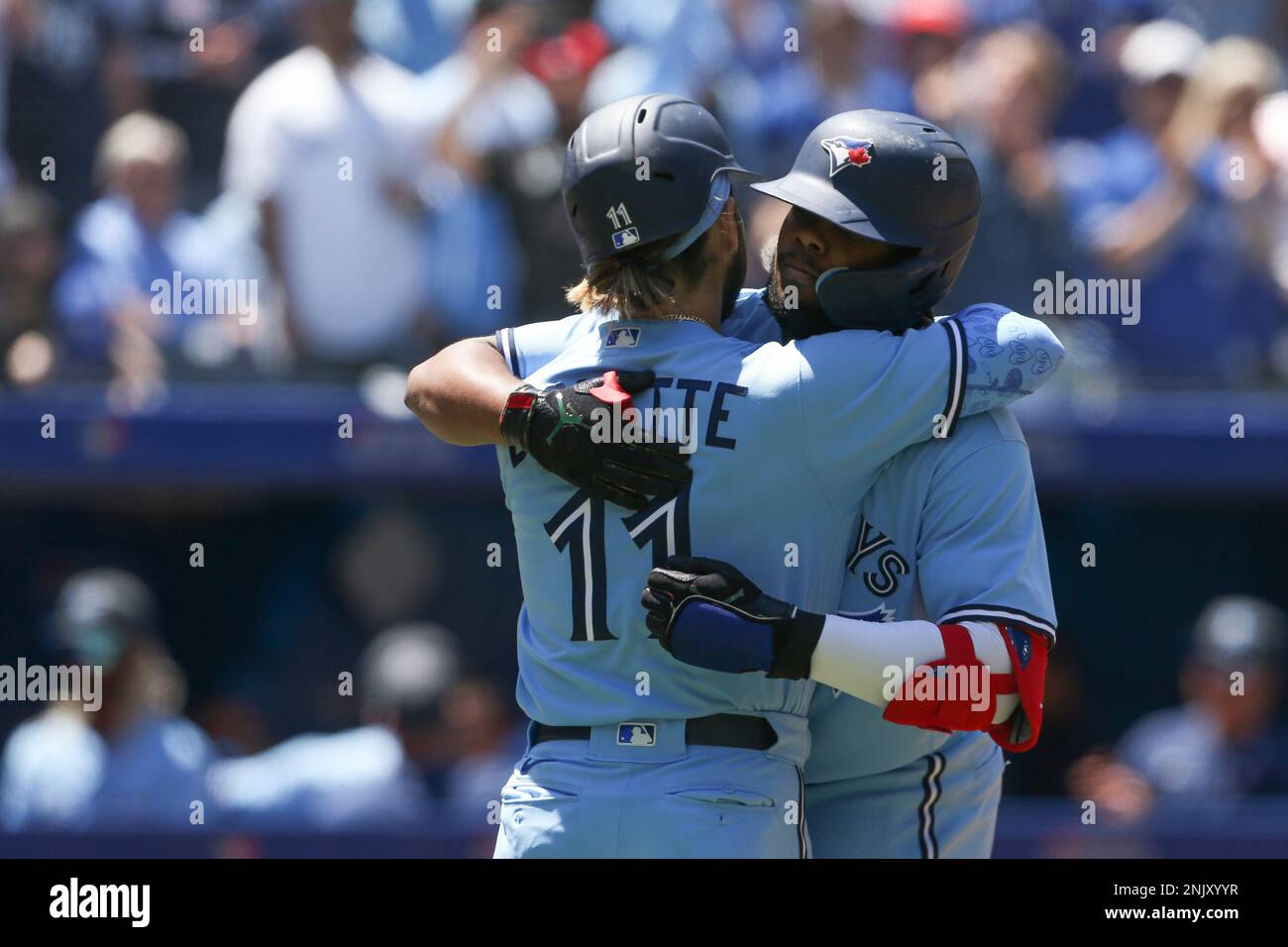 Guerrero, Bichette help Jays beat Royals