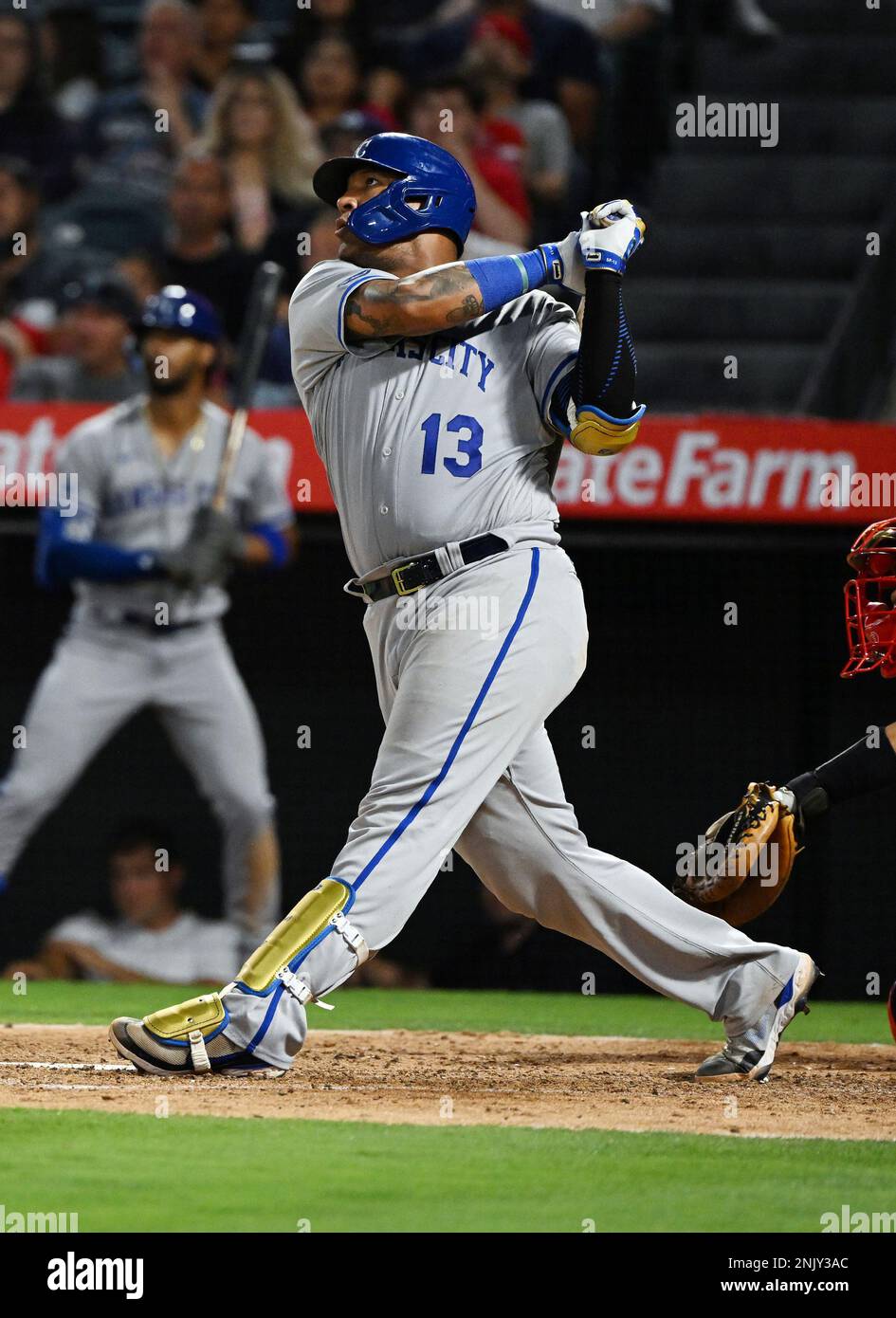 Salvador Perez's solo home run, 03/20/2022