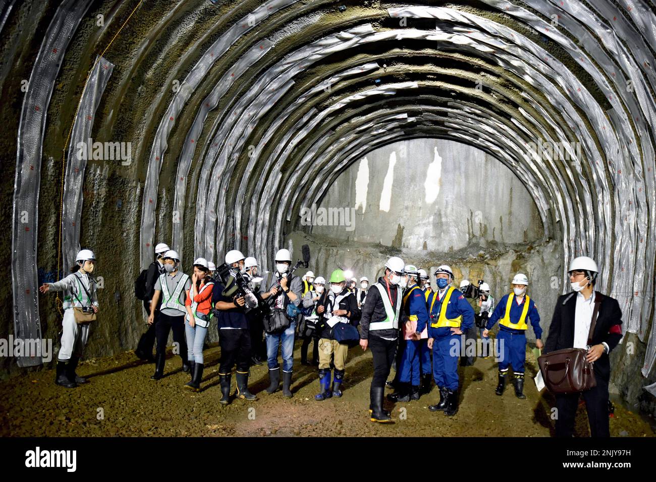 Applicants participate in a tunnel tour of the Hokkaido Shinkansen Line