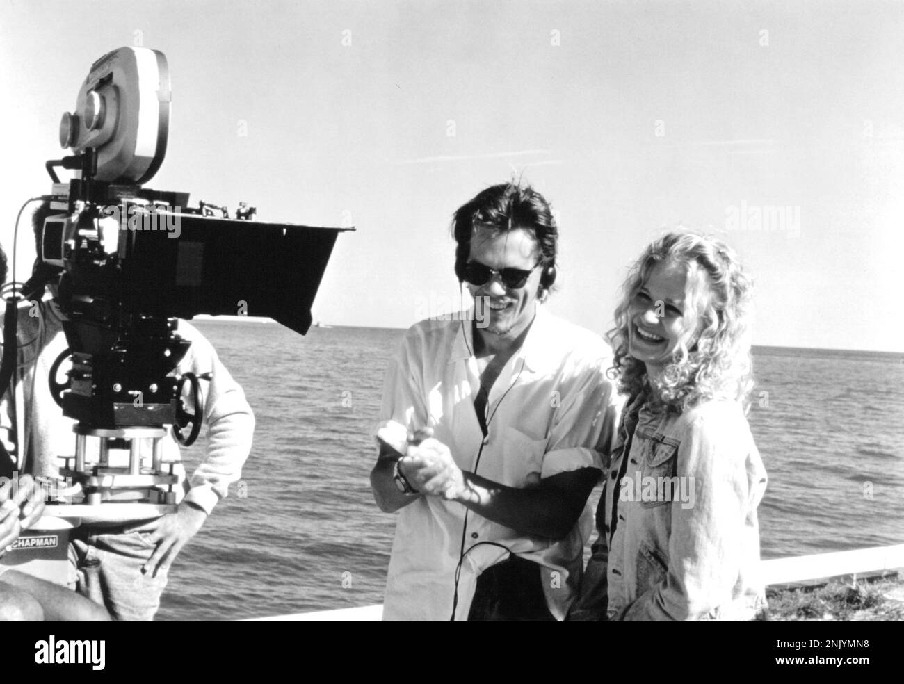 KYRA SEDGWICK and KEVIN BACON in LOSING CHASE (1996), directed by KEVIN BACON. Credit Hallmark