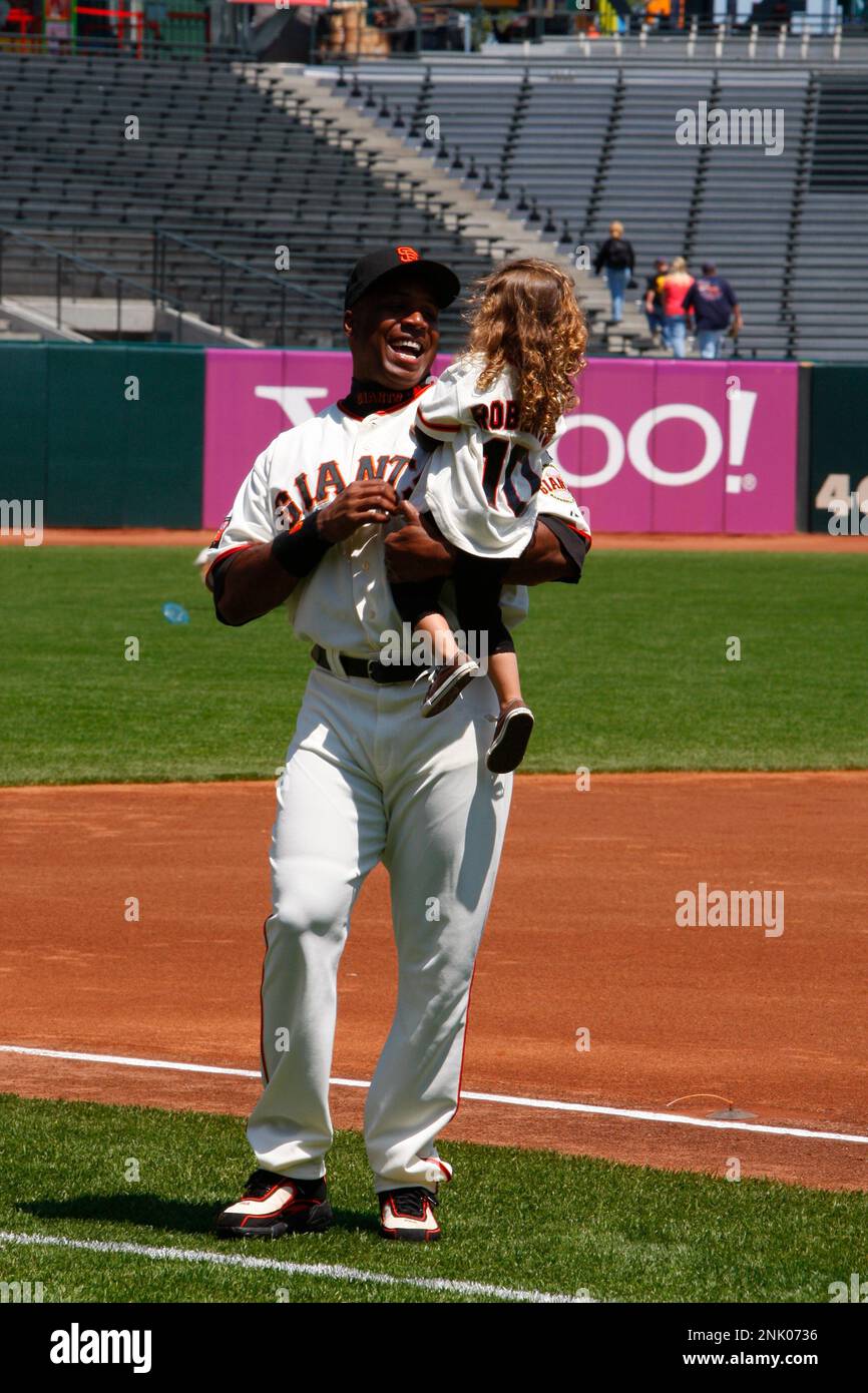 GIANTS27 df 001.JPG Barry Bonds shares a moment with Dave Roberts' daughter  Emmy at the Giants Family Softball game. Atlanta Braves play the San  Francisco Giants at AT&T Park in San Francisco