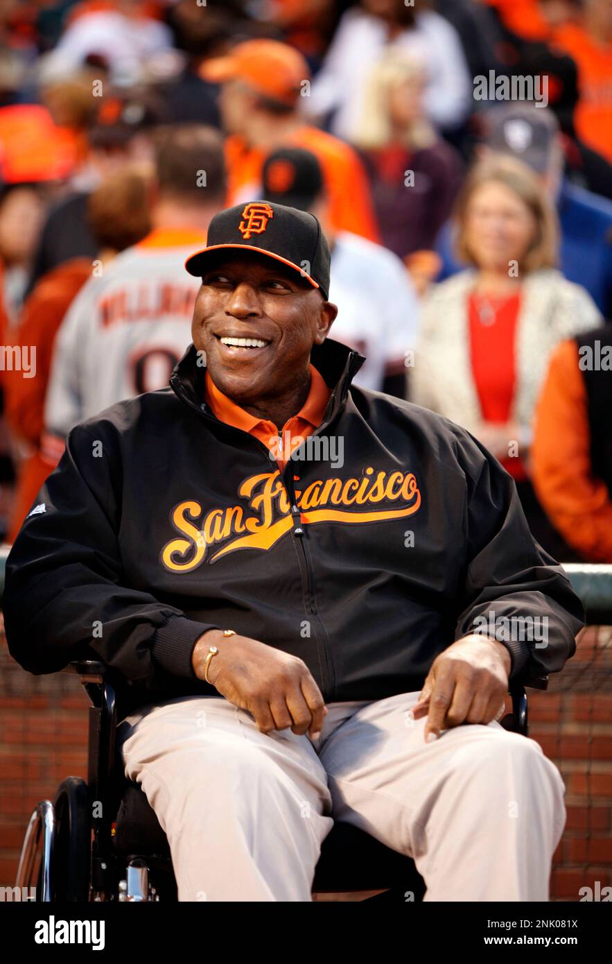 Willie McCovey greets fans prior to prsenting the Willie Mac Award