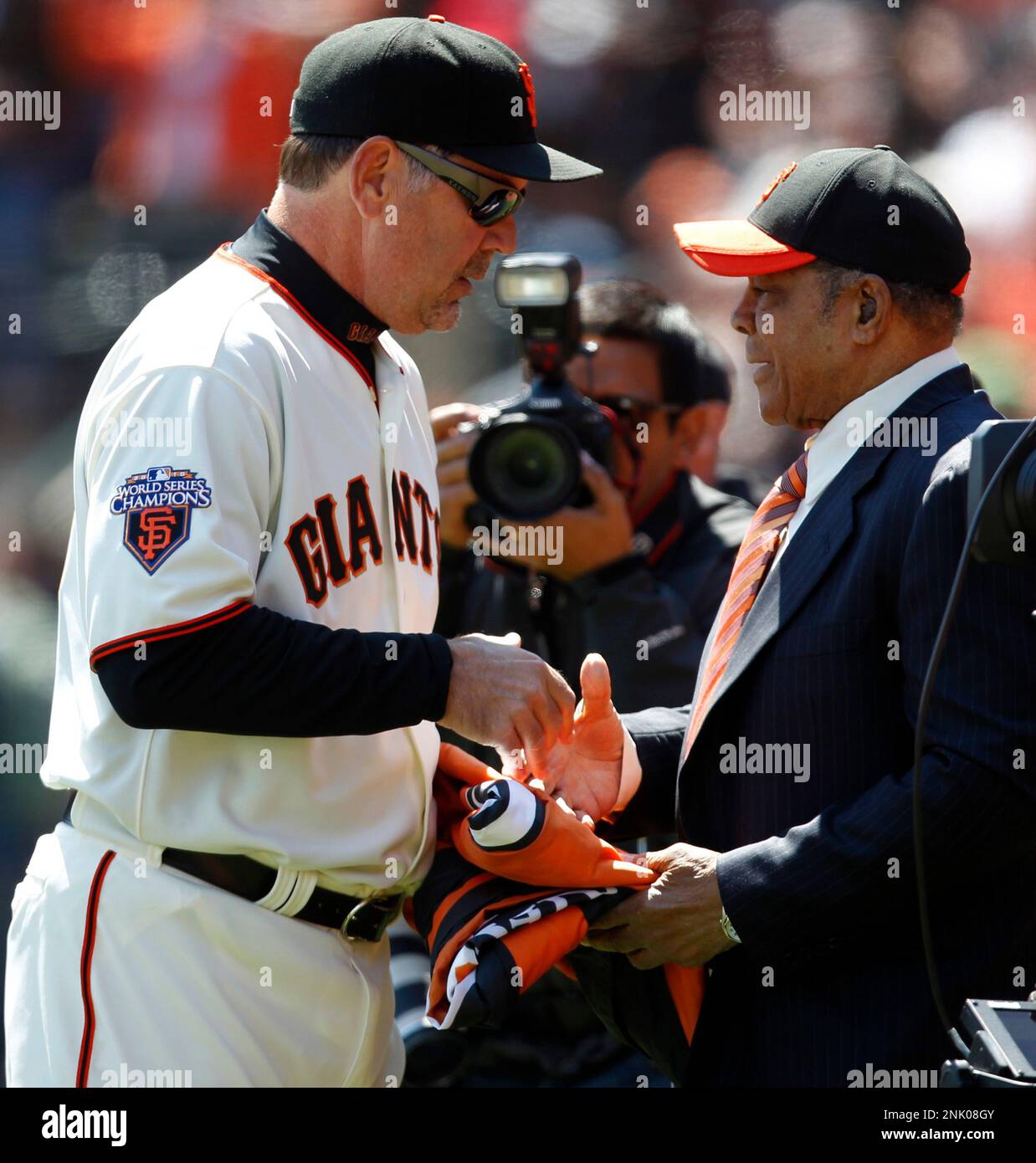 Is Bruce Bochy Making a Remarkable Return to Baseball?