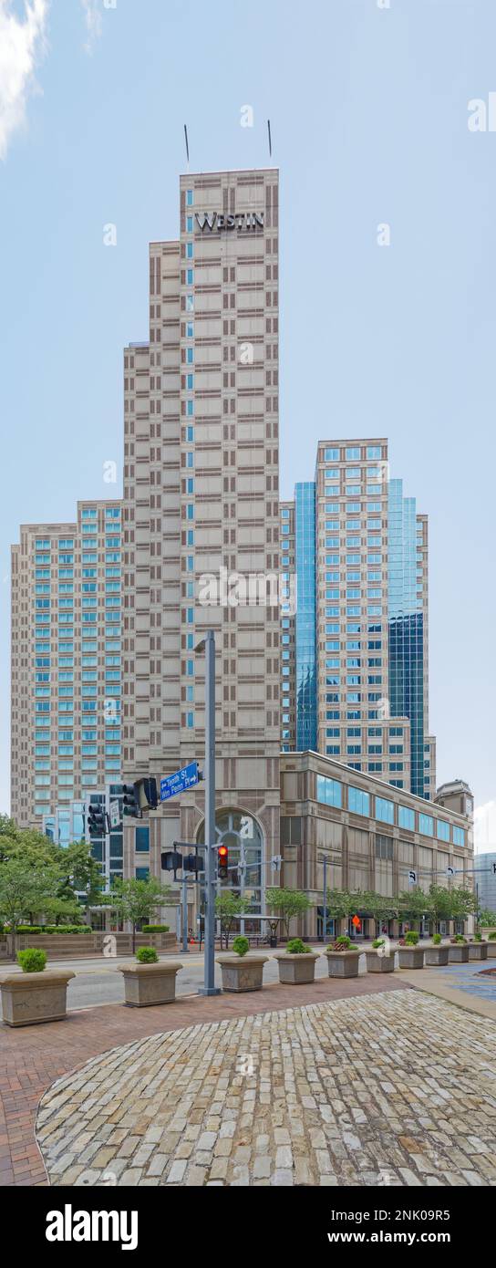 Part of Liberty Center, Westin Pittsburgh hotel is connected to Federated Tower and to the David L. Lawrence Convention Center. Stock Photo