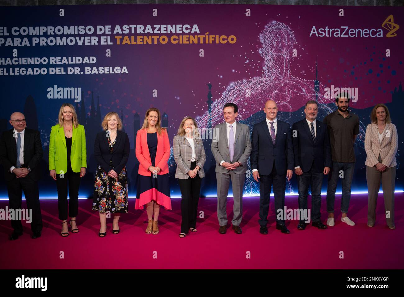 L-R) Family photo, the director of Vall d'Hebron Institute of Oncology  (VHIO), Josep Tabernero; the director of Corporate Affairs of Market Access  of Astrazeneca Spain, Marta Moreno; the executive vice president of