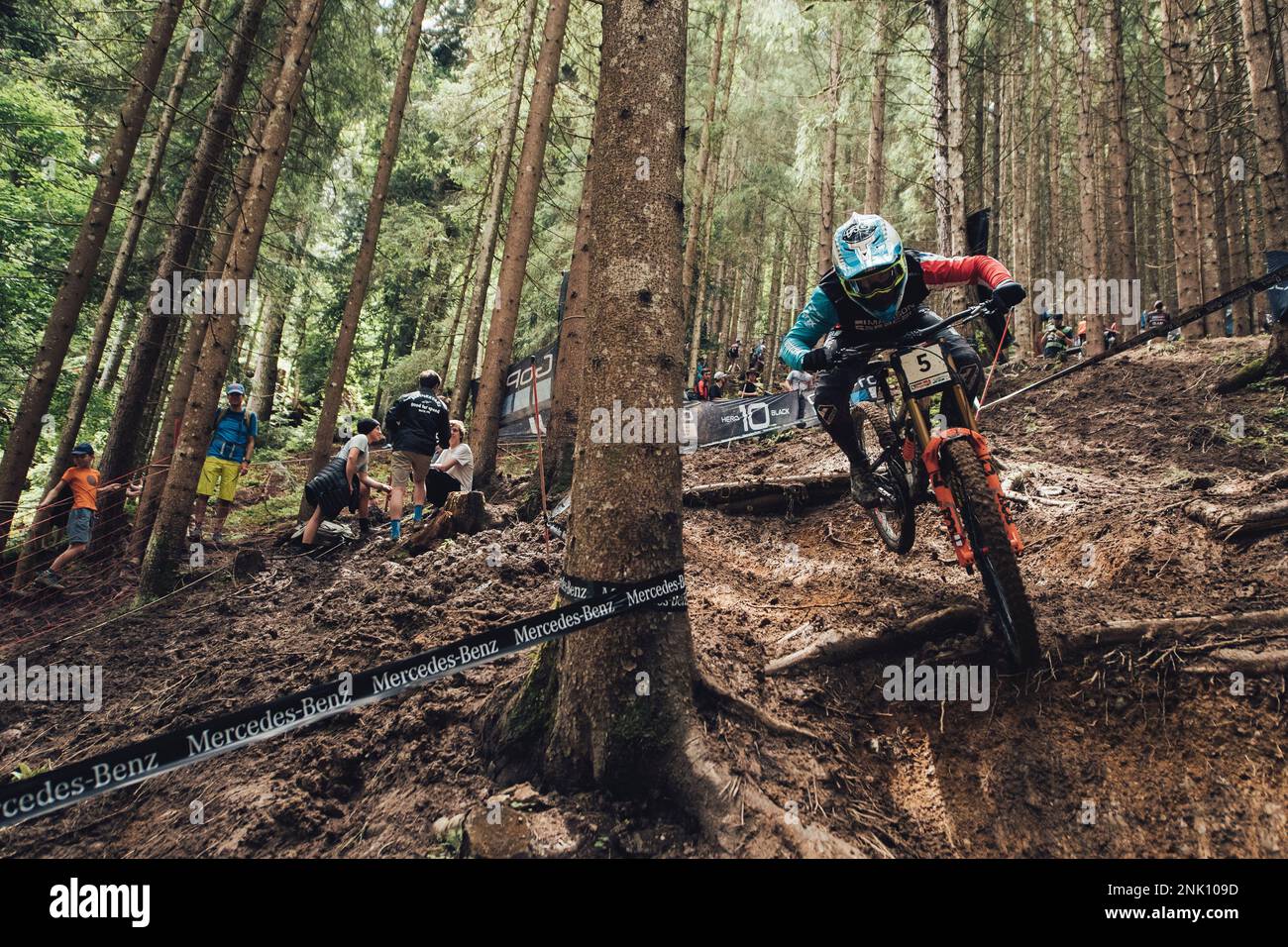 Matt Walker won his first UCI Mountain Bike World Cup race at Leogang on  Saturday to make it a British 1-2 in the men's event as Switzerland's  Camille Balanche maintained her great