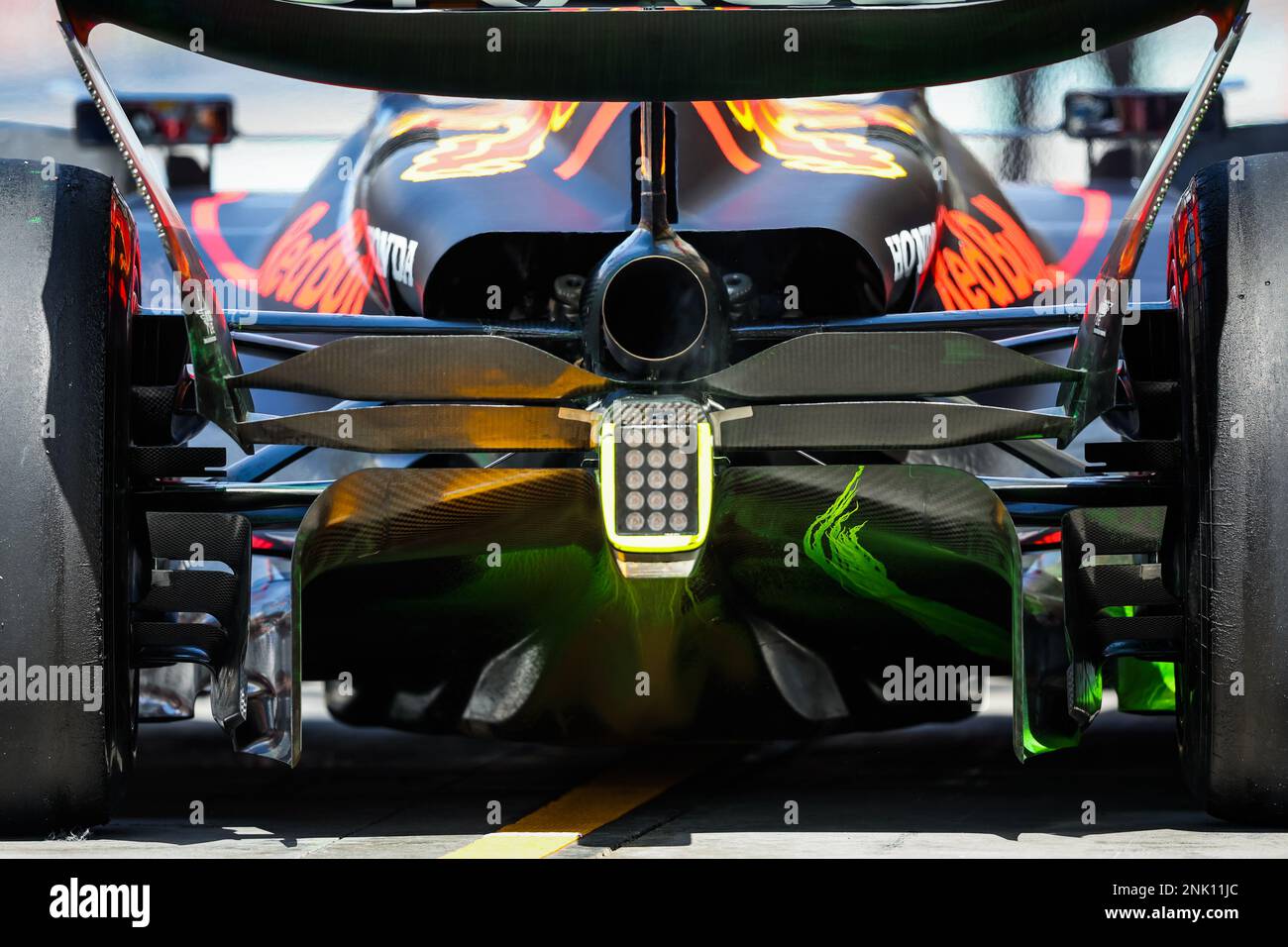 Red Bull Racing RB19, mechanical detail of the floor, suspension