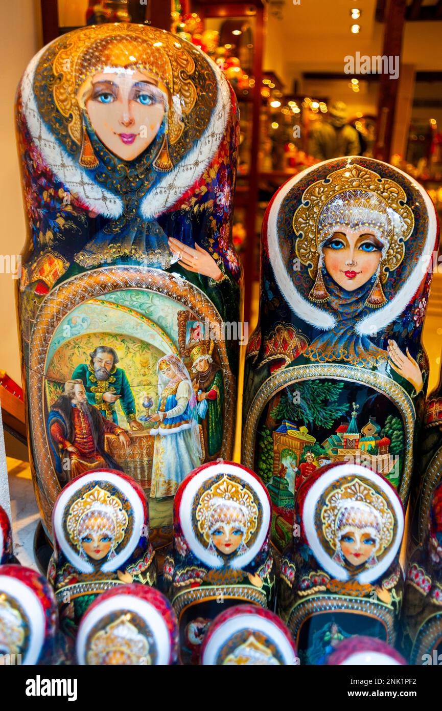Matriochka hi-res stock photography and images - Alamy