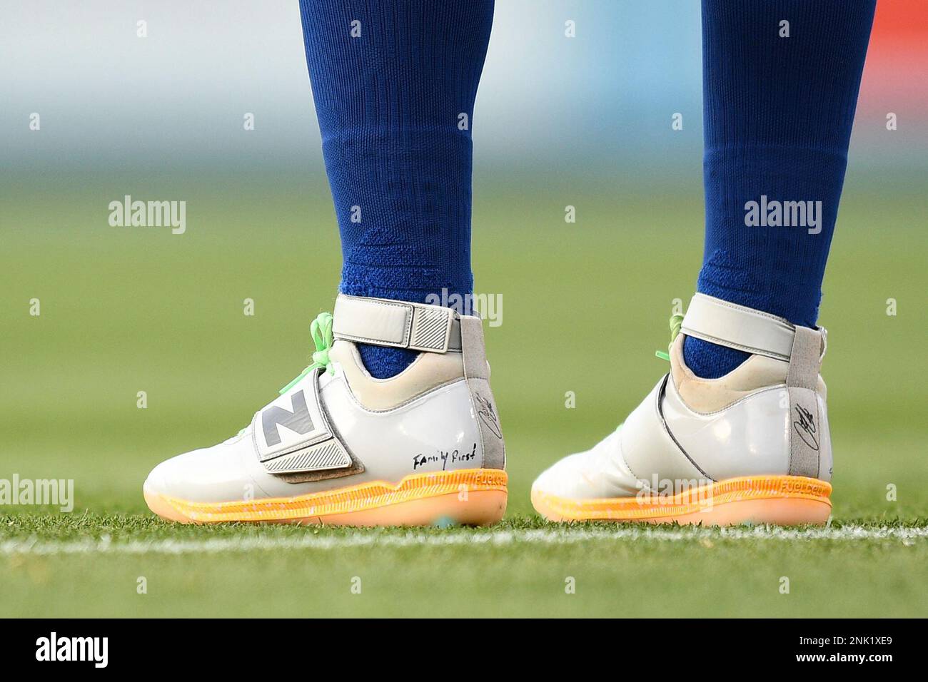 LOS ANGELES, CA - JUNE 03: New York Mets shortstop Francisco Lindor (12)  cleats before the game during the MLB game between the New York Mets and  the Los Angeles Dodgers on