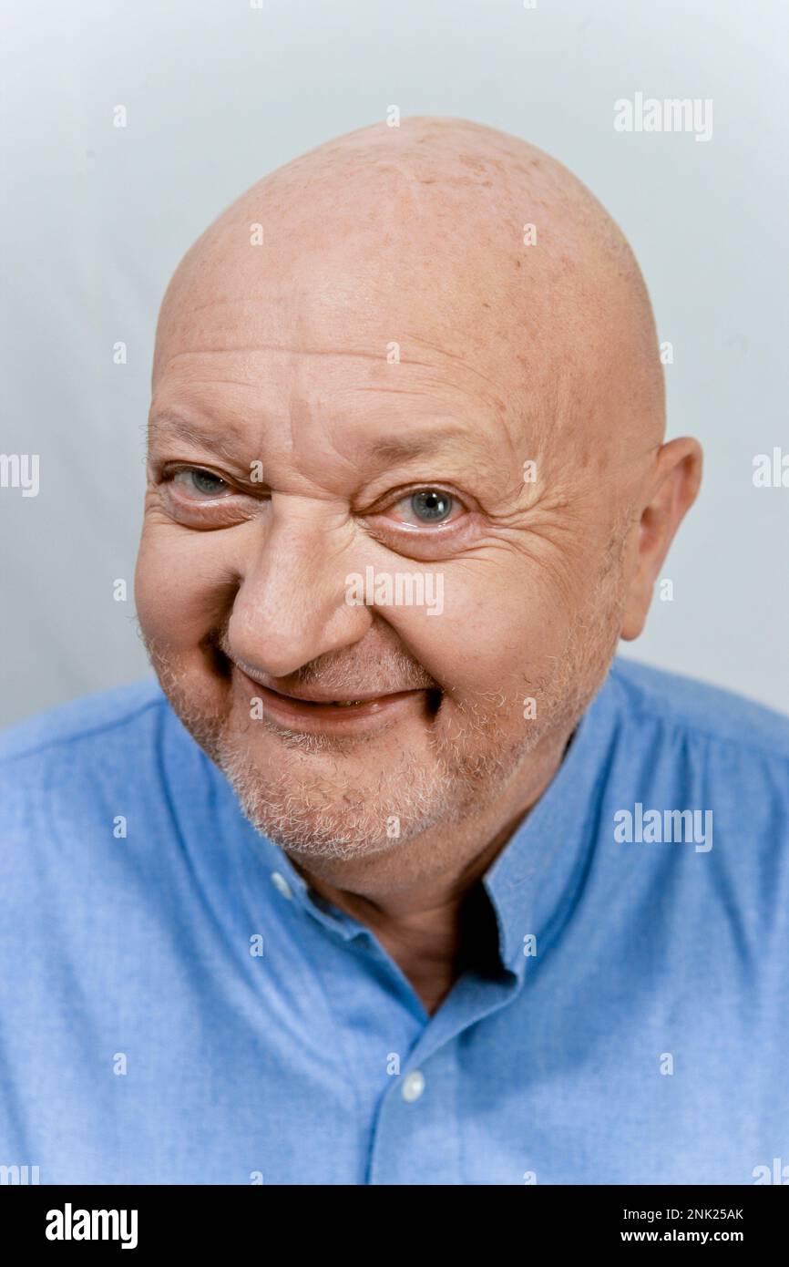 Animateur de television hires stock photography and images Alamy