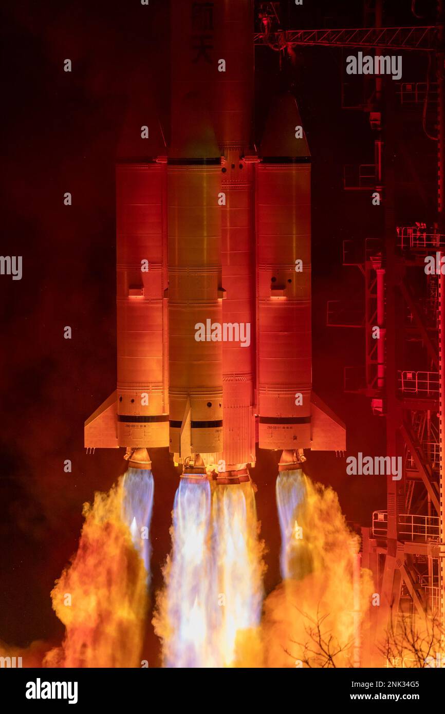Chinasat hi-res stock photography and images - Alamy