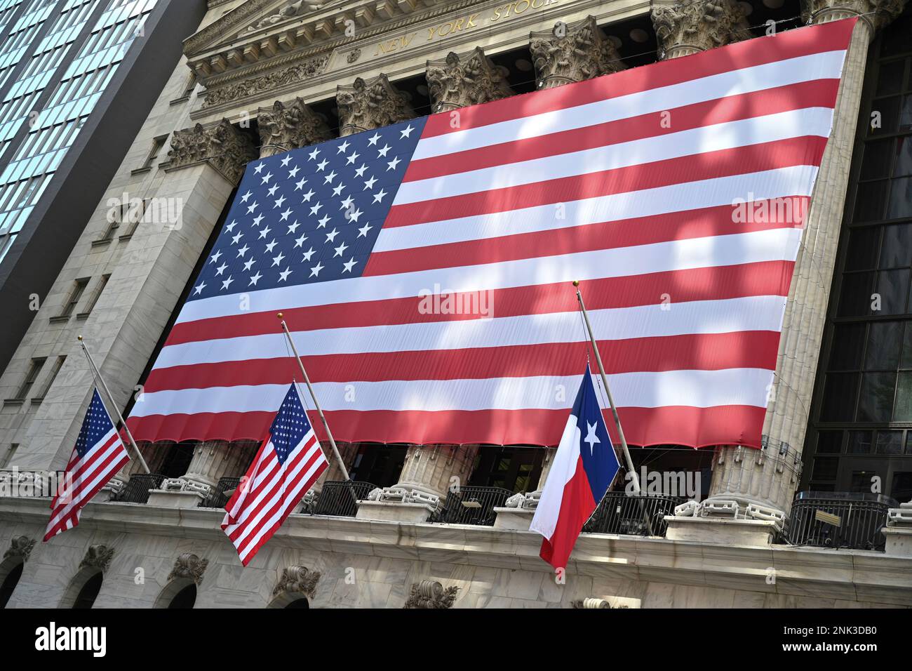 Photo by NDZ/STAR MAX/IPx 2022 5/31/22 The Texas state flag is flown