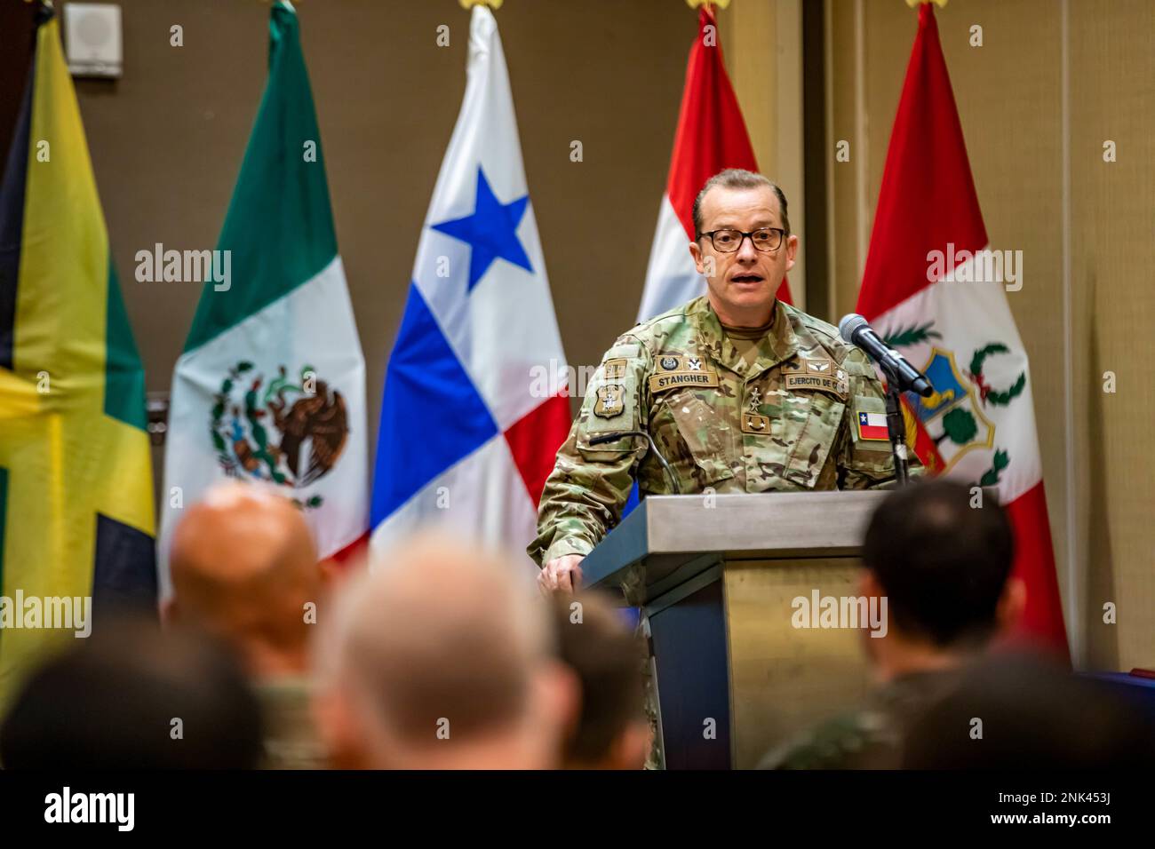 Commander chilean armed forces hires stock photography and images Alamy