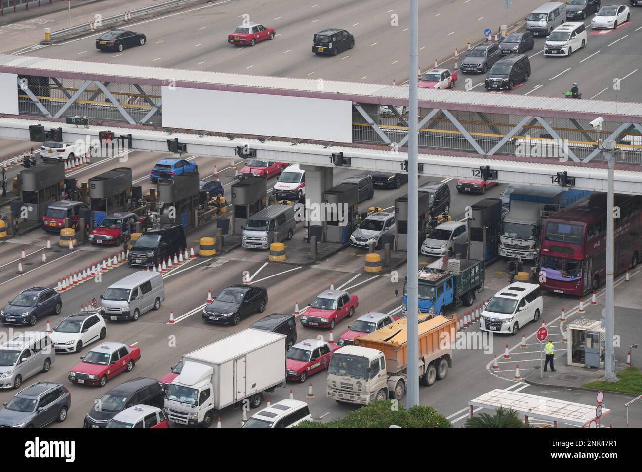 Traffic condition of the roundabout on Cha Kwo Ling Road and the