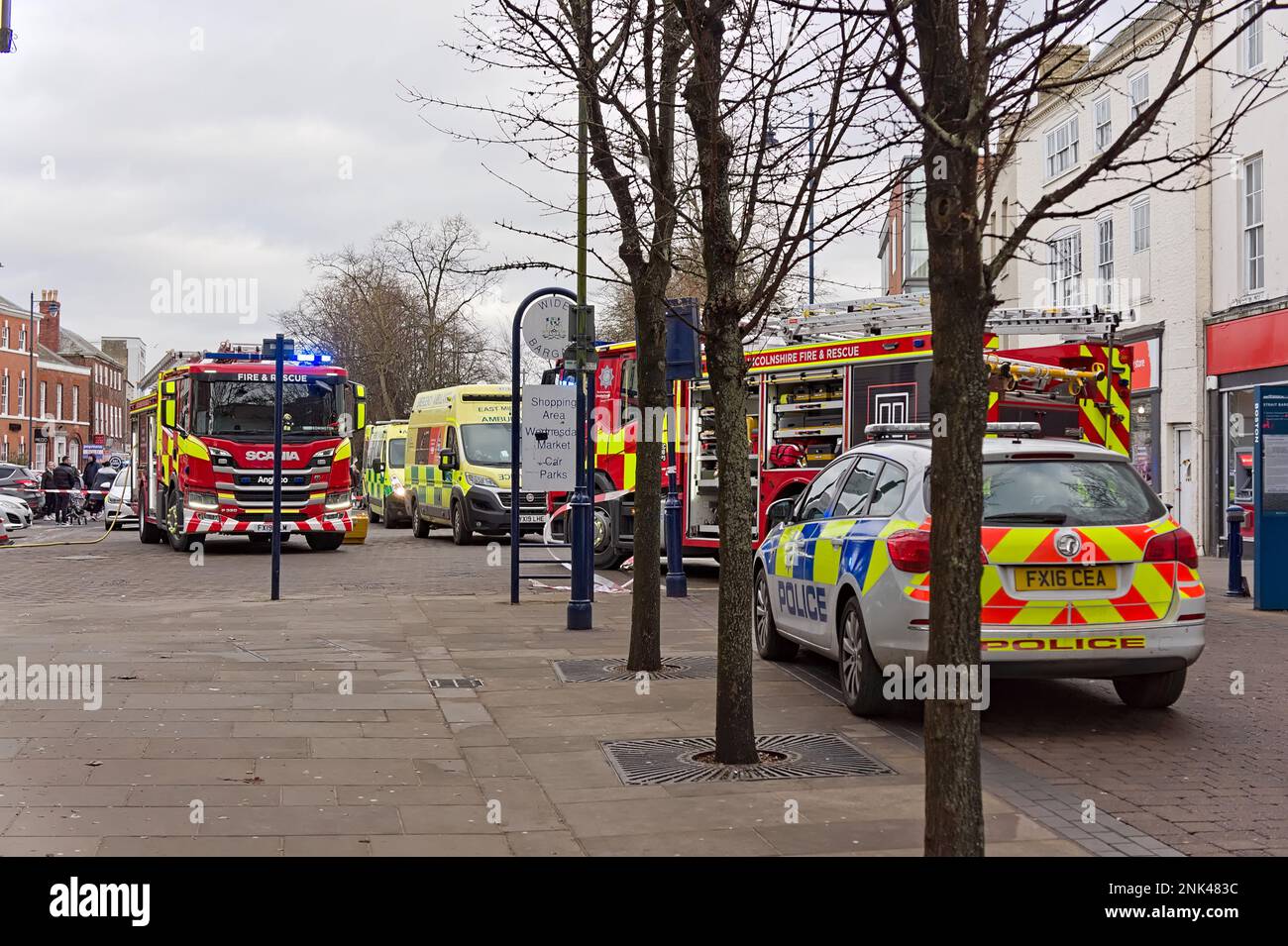 Emergency fire and rescue vehicles hi-res stock photography and images ...