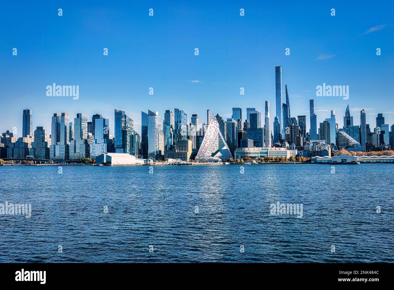 New york skyline midtown across hudson river hi-res stock photography ...