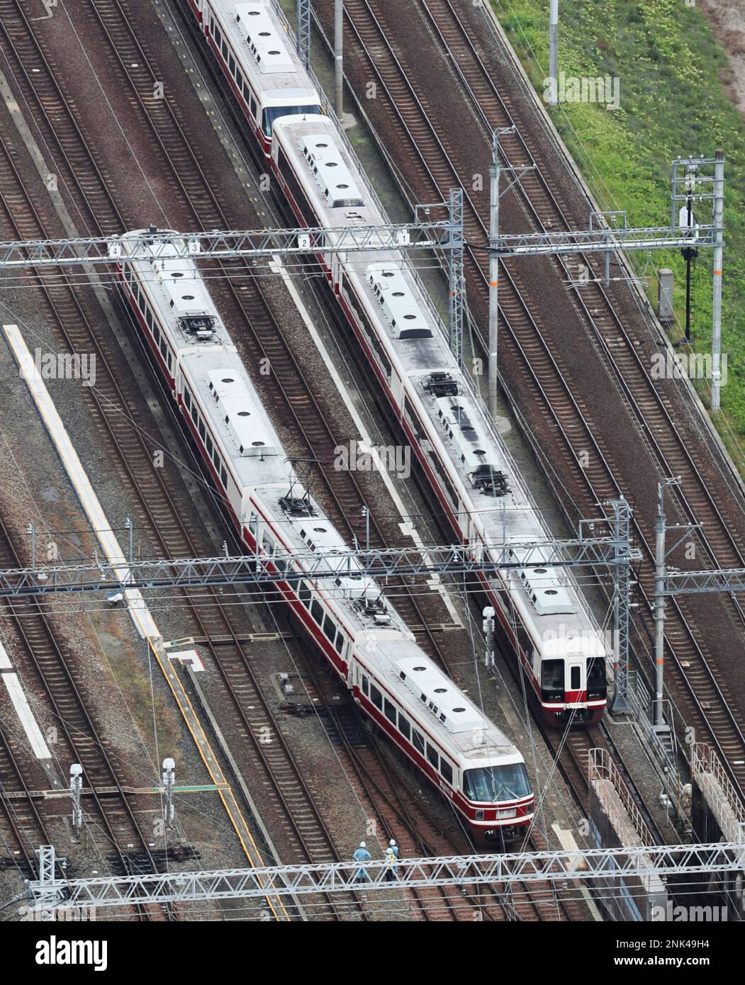 The limited express train of Nankai Electric Railway get derailed at