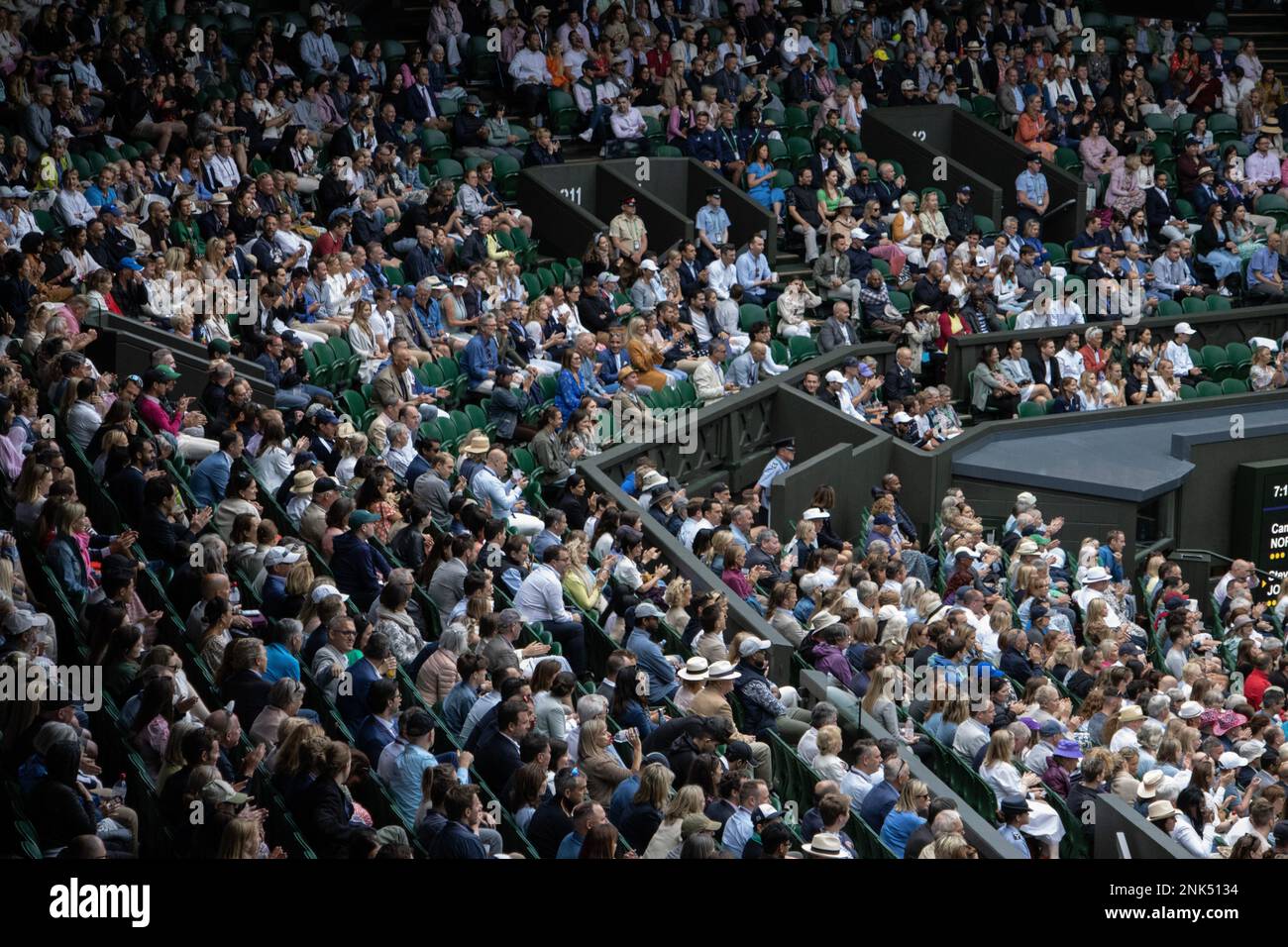 Centre Court, Wimbledon Tennis Championships 2022, London SW19 Stock Photo Alamy