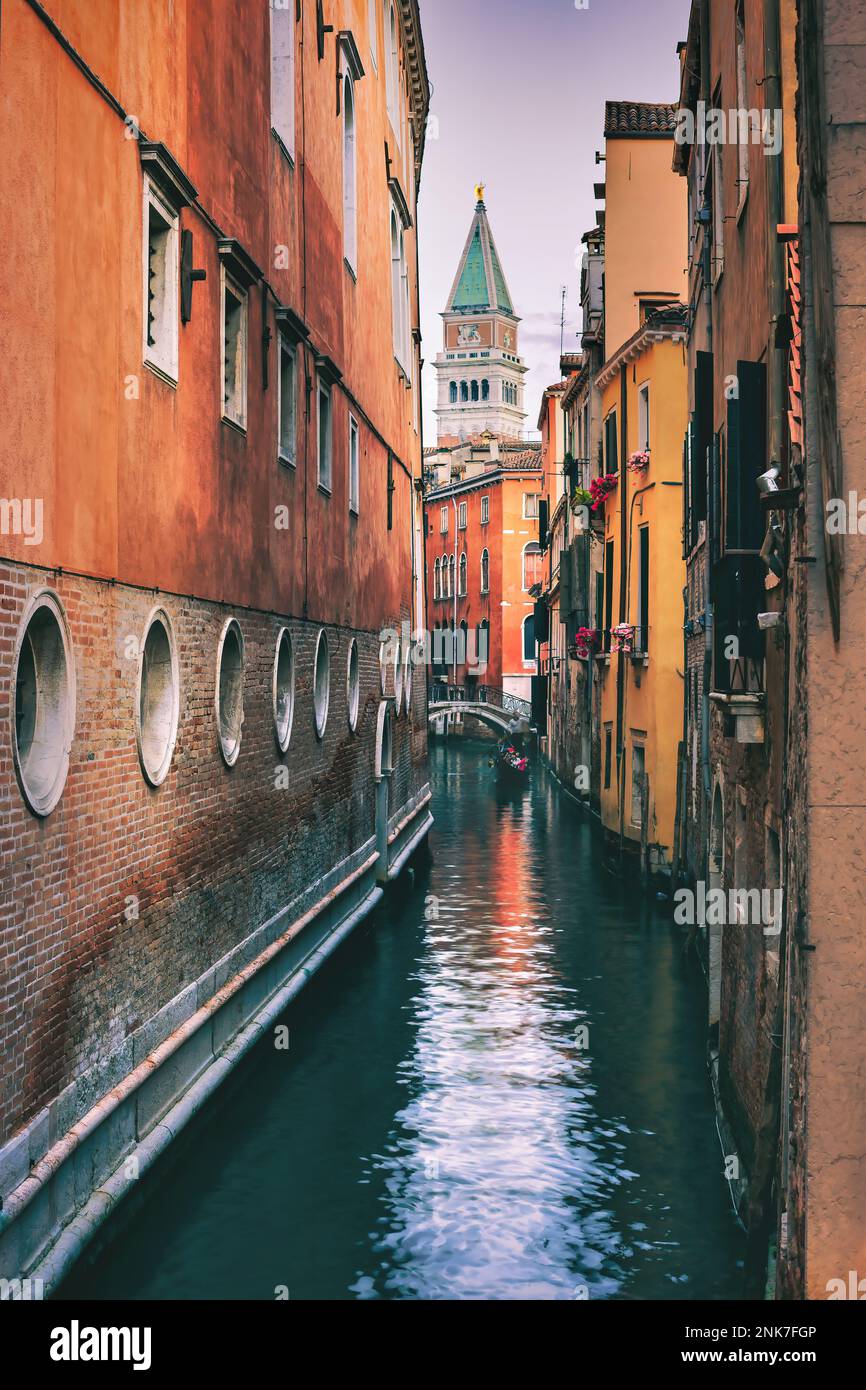 Venice small canal hi-res stock photography and images - Alamy
