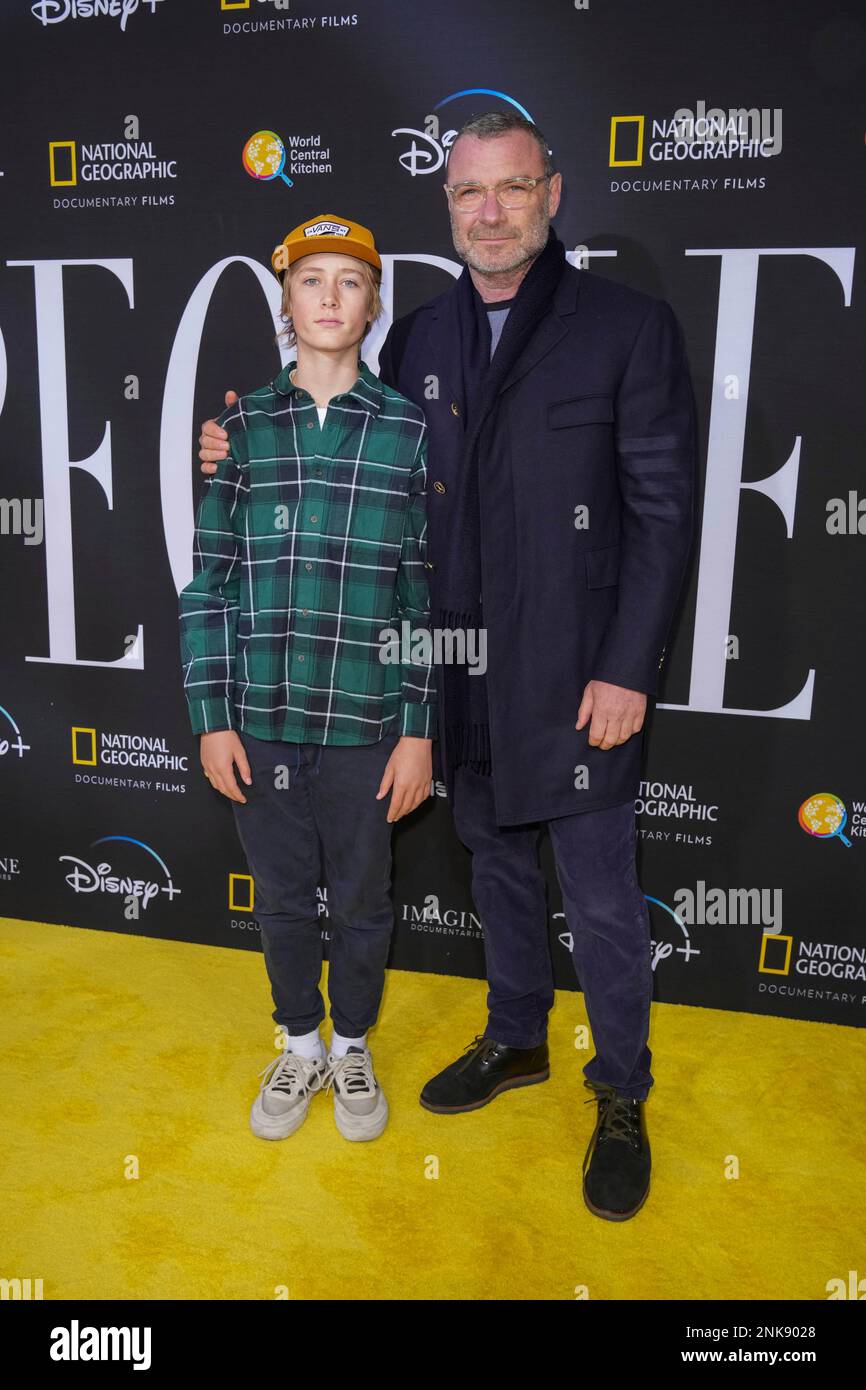 Photo by John Nacion/STAR MAX/IPx 2022 5/3/22 Liev Schreiber and his