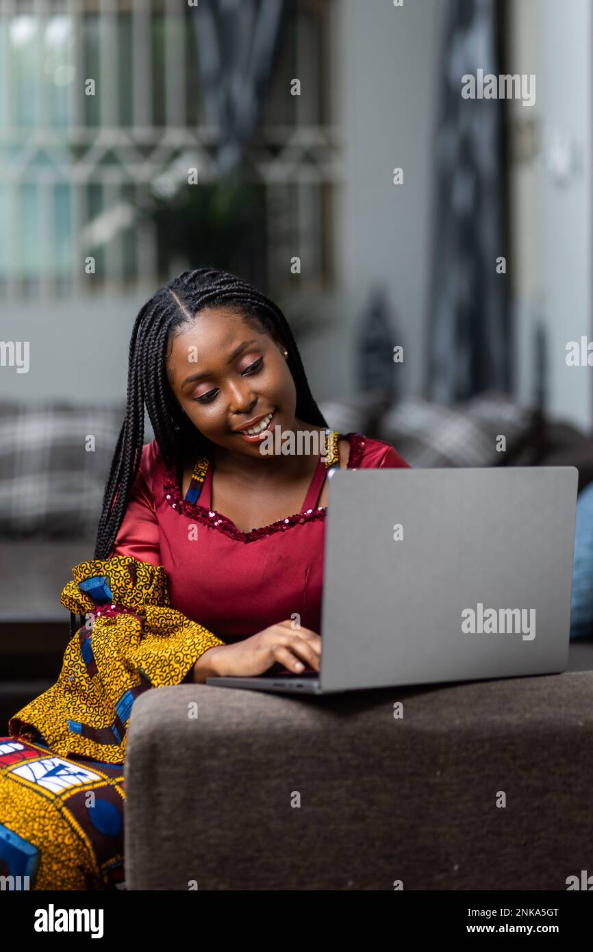African professional woman hi-res stock photography and images - Alamy