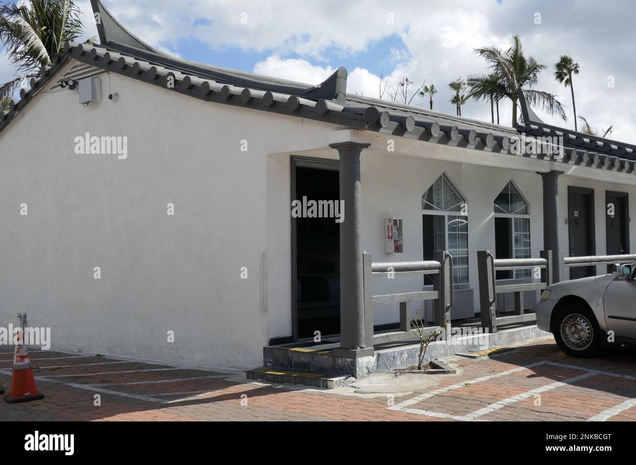 Encino California USA 22nd February 2023 Oak Tee Inn Where Dancer TV encino-california-usa-22nd-february-2023-oak-tee-inn-where-dancer-tv