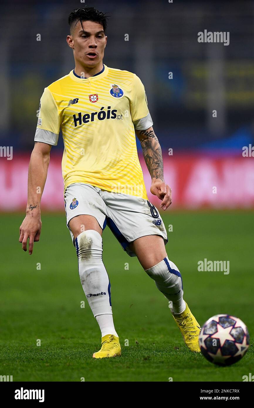 Milan, Italy. 22 February 2023. Mateus Uribe of FC Porto in action during the UEFA Champions League round of 16 football match between FC Internazionale and FC Porto. Credit: Nicolò Campo/Alamy Live News Stock Photo