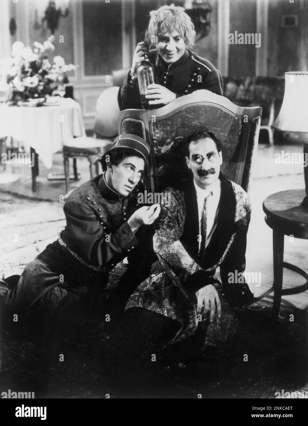 1938 The MARX BROTHERS ( Harpo , Chico and Groucho ) in ROOM SERVICE