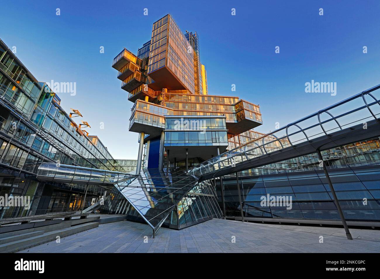 Administration building Nord LB, Norddeutsche Landesbank, architectural ...