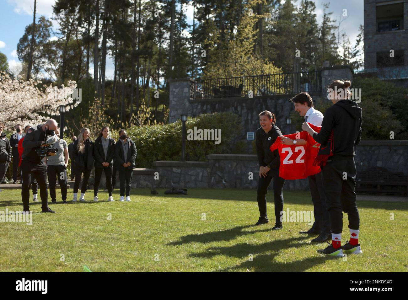 Canada's Prime Minister Justin Trudeau shares a laugh with Canada's ...