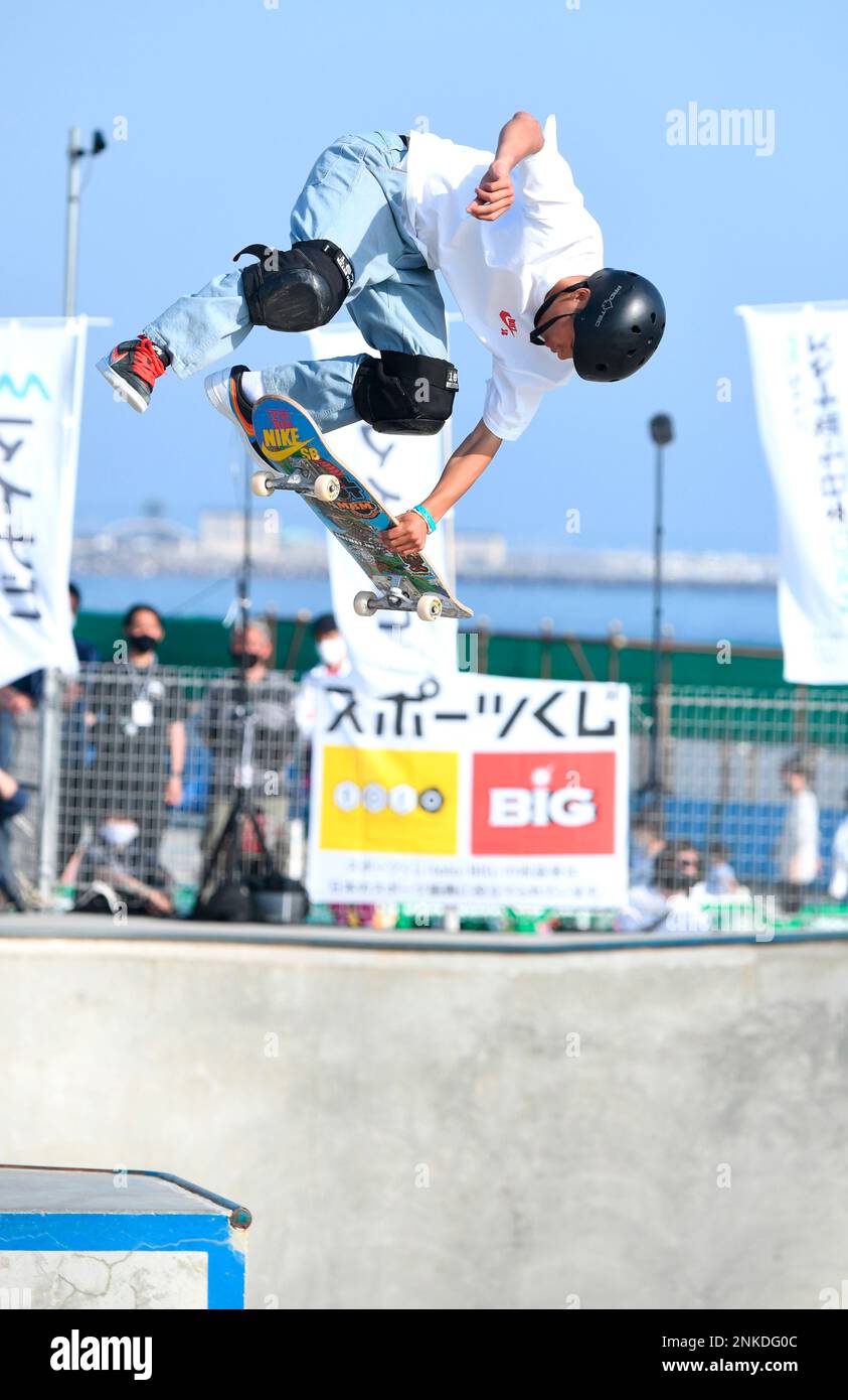 Japanese Yuro Nagahara performs during men's park final of Skateboard