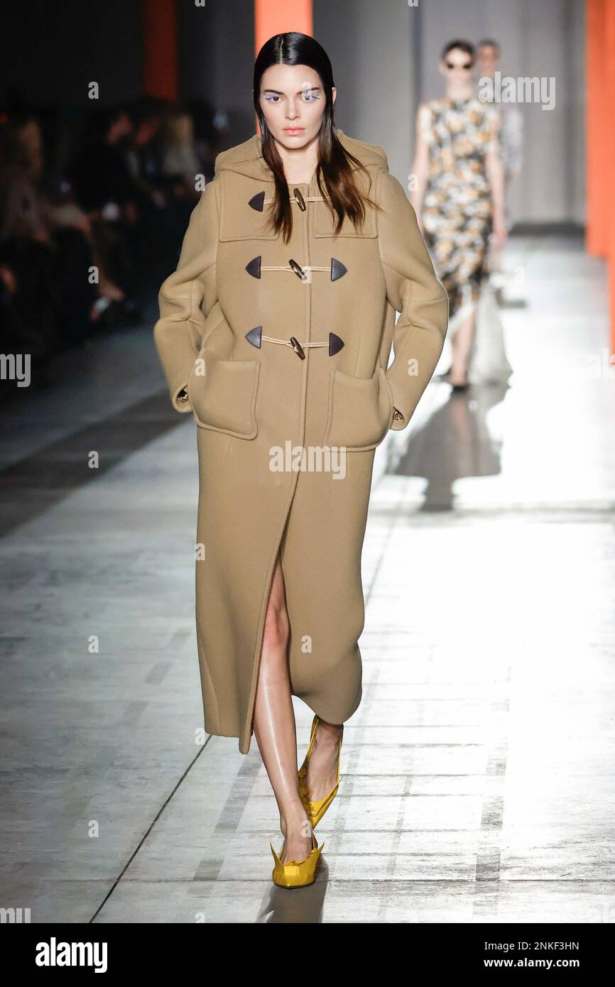 Milan, Italien. 23rd Feb, 2023. Kendall Jenner at PRADA Fall-Winter ...