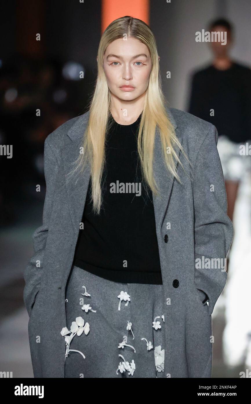 Milan, Italien. 23rd Feb, 2023. Gigi Hadid at PRADA FallWinter 2023