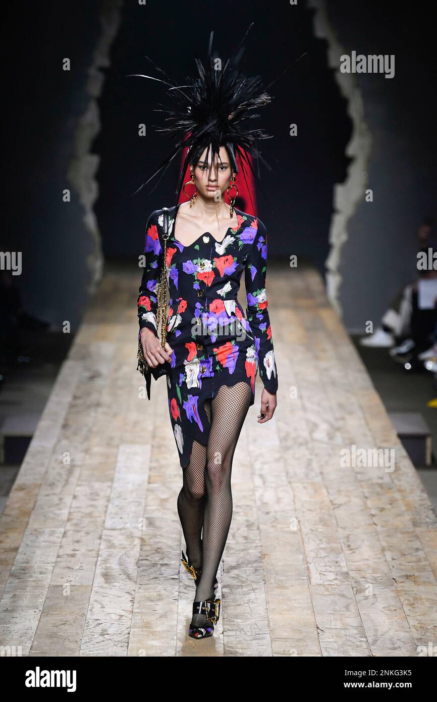 Milan, Italien. 23rd Feb, 2023. MOSCHINO Fall-Winter 2023-2024 Runway ...