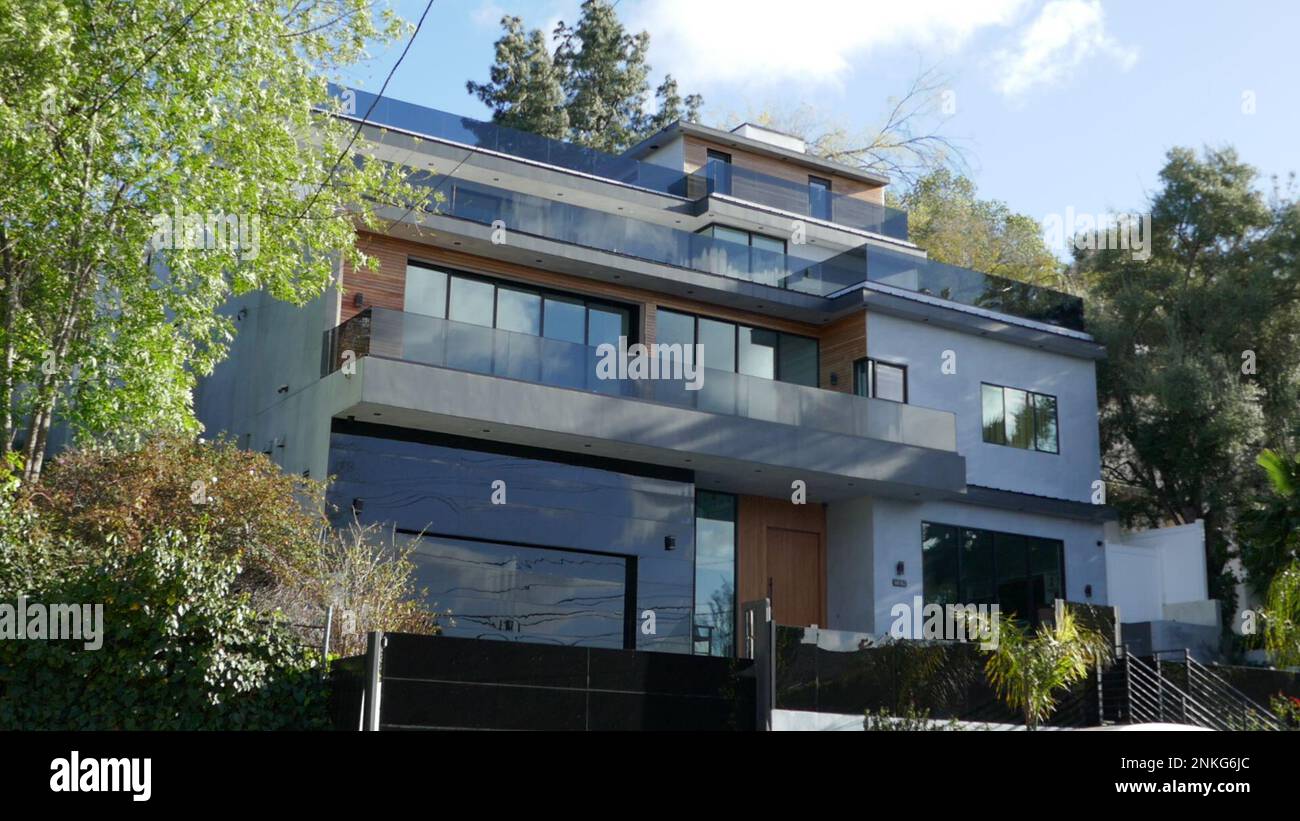 Sherman Oaks, California, USA 22nd February 2023 Singer /Choreographer