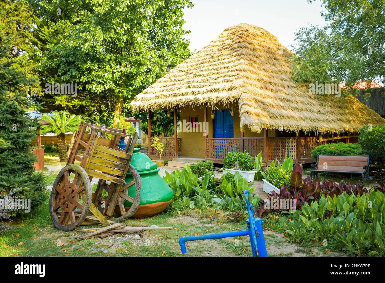 Clay house middle east old hi-res stock photography and images - Alamy