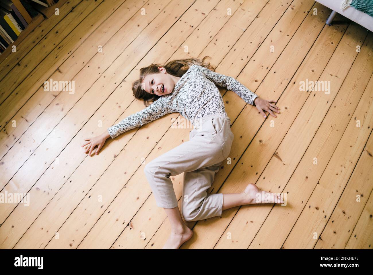 lying naked on the floor lyrics