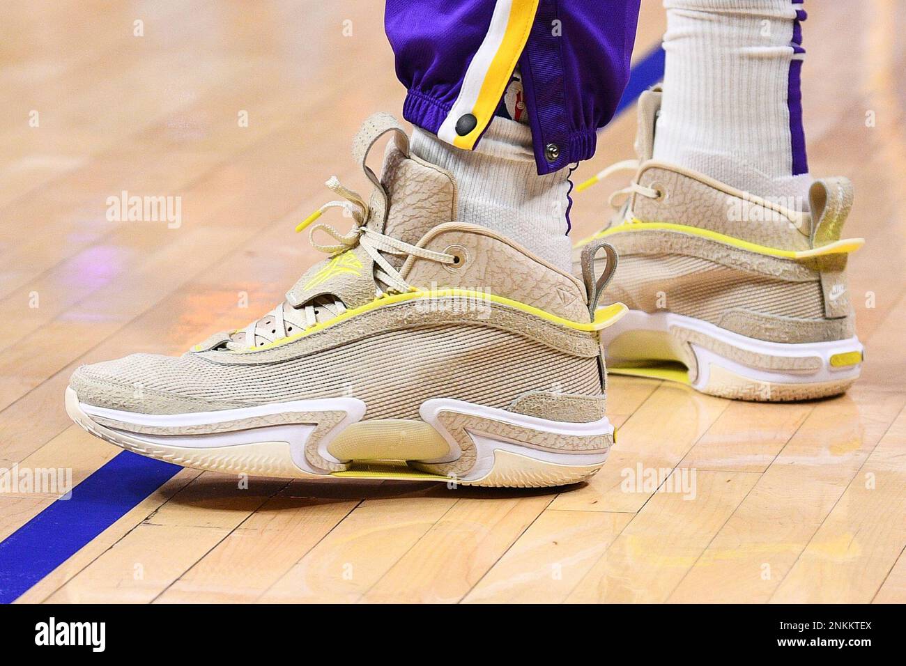 Carmelo Anthony - Los Angeles Lakers - Game-Worn Association