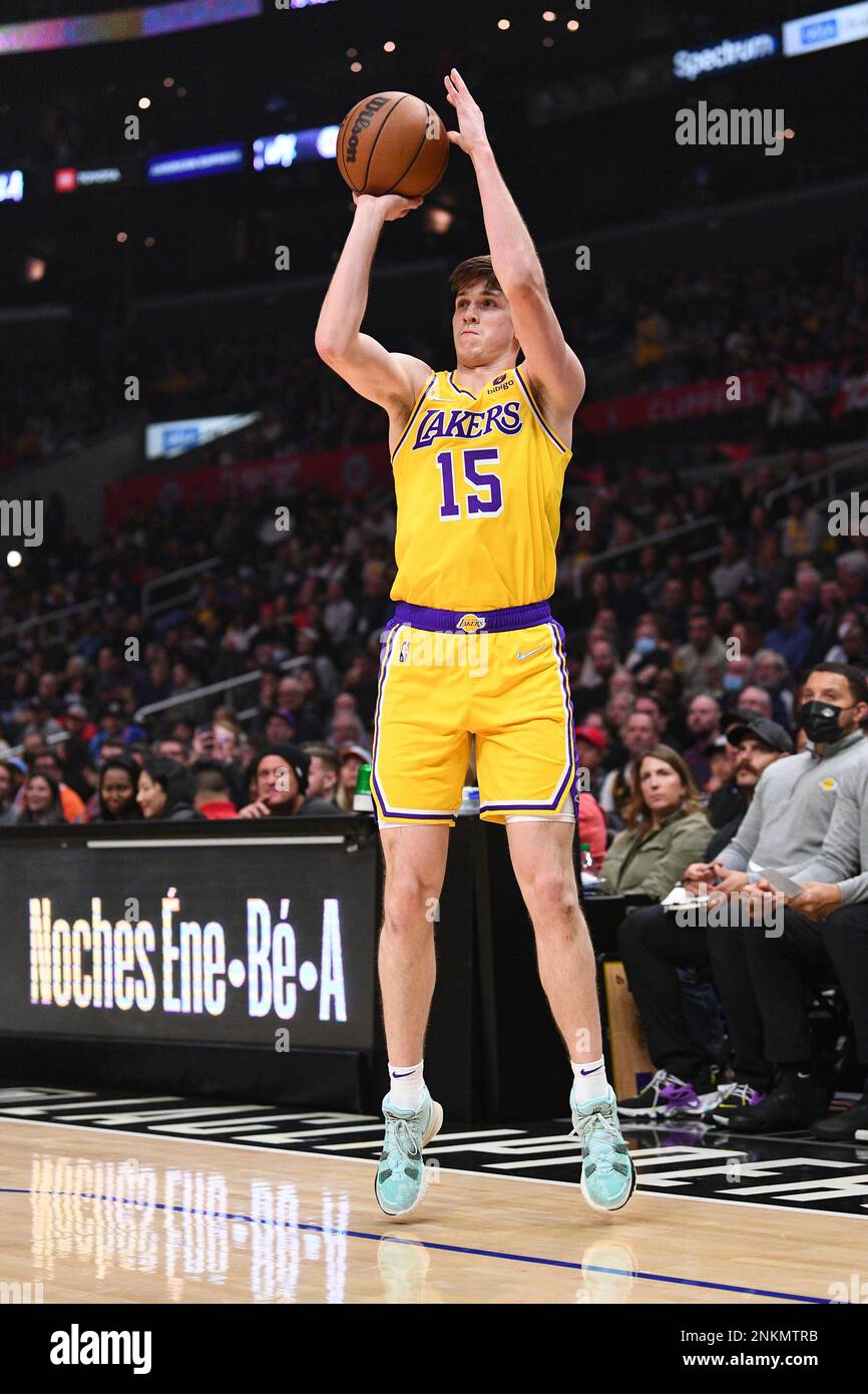 LOS ANGELES, CA - MARCH 03: Los Angeles Lakers Guard Austin Reaves (15)  shoots a shot during a NBA game between the Los Angeles Lakers and the Los  Angeles Clippers on March