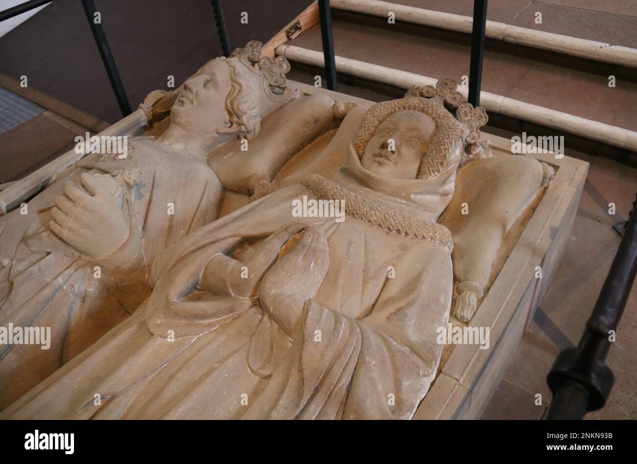 The grave of Elisabeth of HohenzollernNuremberg Stock Photo Alamy