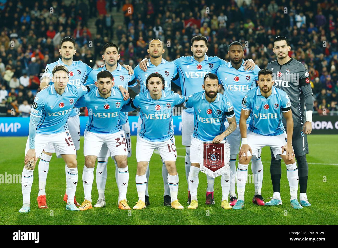 82 Steaua Bucuresti V Fc Basel 1893 Uefa Champions League Photos & High Res Pictures - Getty Images