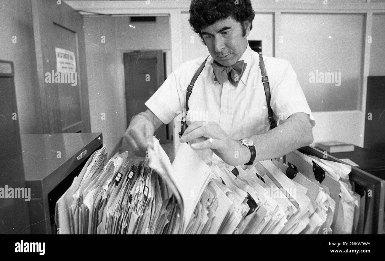 Inspector David Toschi of the San Francisco Police Department worked on ...