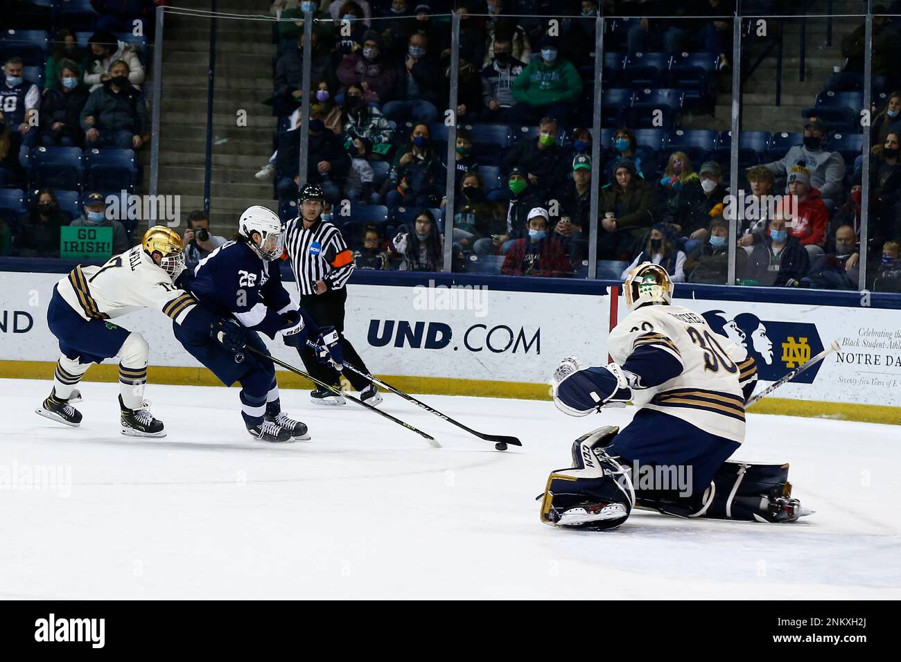 College hockey preview: Notre Dame at Penn State